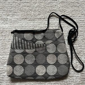 Marcuca Small Cross Body Cloth Purse. Gray & Black.